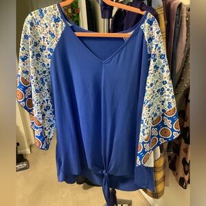 SHEIN Blue Floral Sleeve Women's Blouse